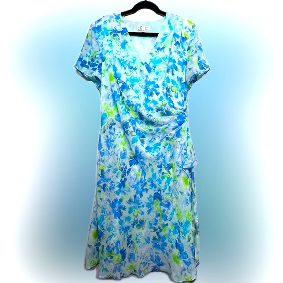 DRESS BARN Blue Floral Chiffon dress with underskirt, size 18, EUC - Picture 1 of 11